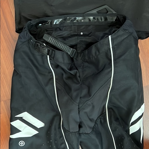 YOUTH SHIFT Racing Gear - Picture 4 of 10